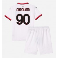 Echipament fotbal AC Milan Tammy Abraham #90 Tricou Deplasare 2024-25 pentru copii maneca scurta (+ Pantaloni scurti)